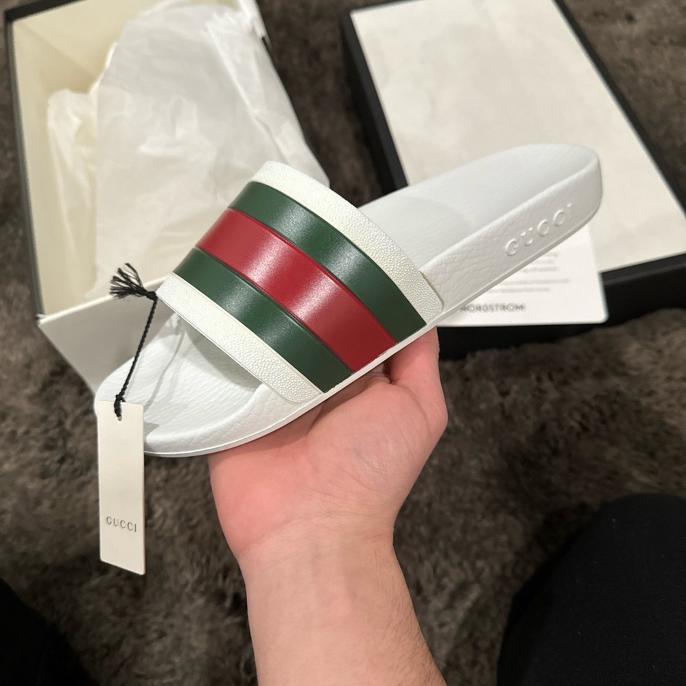 Men’s Gucci white slides brand new with box !